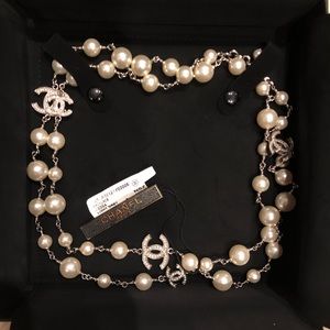 ICONIC Authentic Chanel Pearl/Crystal 42” necklace